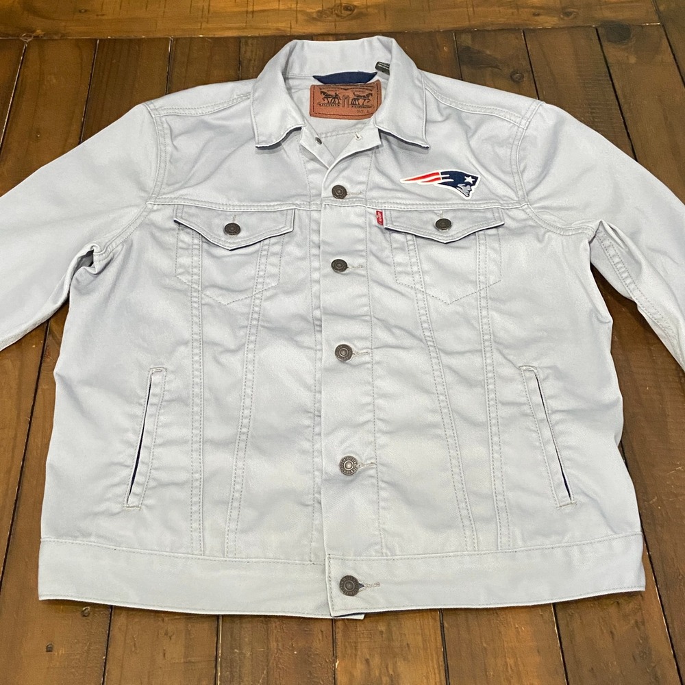 Levis Mens New England Patriots NFL Trucker Jacket Light Gray Size L - Picture 1 of 10